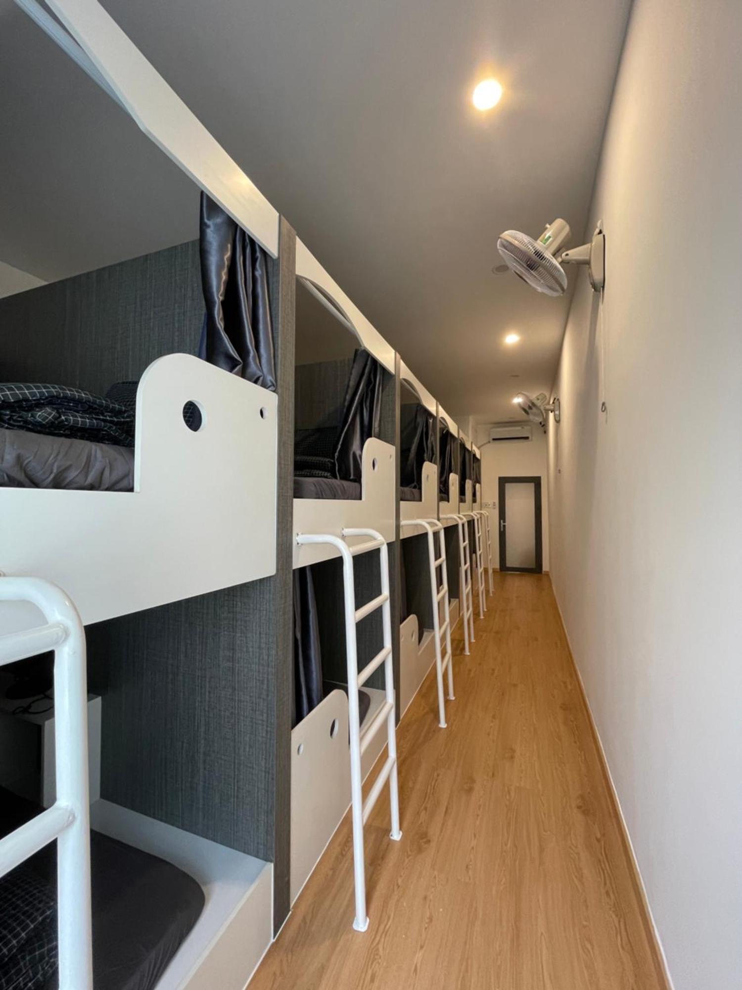 Hotel Alphabet Capsule Ho Chi Minh City